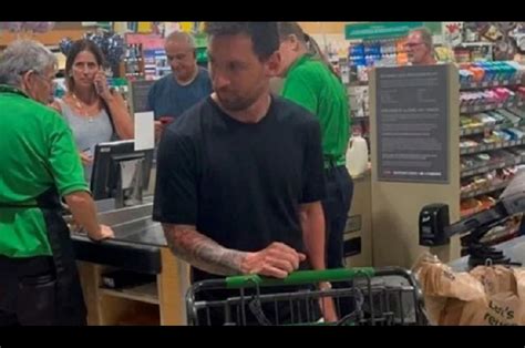 Messi se mostró relajado en Miami compras en un supermercado y fotos