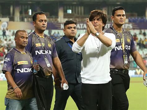 Juhi Chawla Reveals Shah Rukh Khan Starts Scolding Her When KKR Are