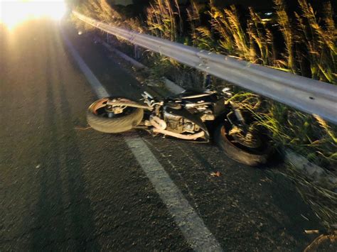 Drammatico Schianto Nel Basso Salento Muore Motociclista Enne Dopo