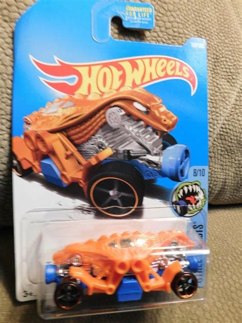 Hot Wheels Street Beasts Double Demon HotWheels Dragoncar Hot Wheels Toys Hot Wheels