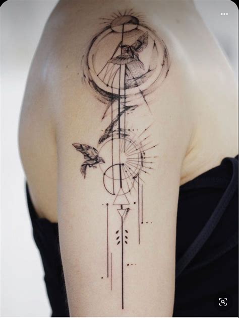 Berglandschaft und geometrie tattoo auf dem unterarm – Artofit