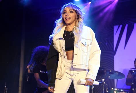 Tinashe Reveals 'Joyride' Tracklist