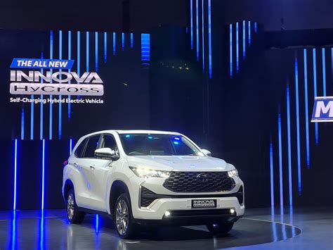 Toyota Kirloskar Unveils Innova Hycross In India Bookings Open