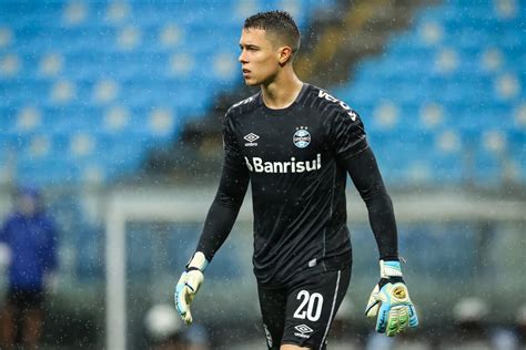 Você vai ficar chocado o valor estipulado pelo Grêmio por goleiro