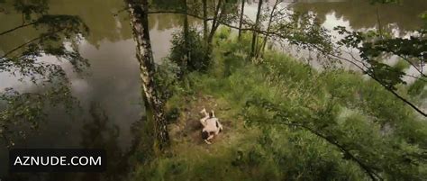 DER GESCHMACK VON APFELKERNEN NUDE SCENES AZNude