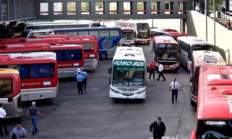 La UTA convocó a un paro nacional de choferes de micros de corta