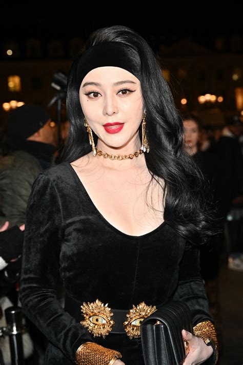 FAN BINGBING Arrives at Schiaparelli Show at Paris Fashion Week 03/02/2023 – HawtCelebs