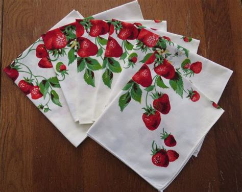 Vintage Strawberry Napkins By Wilendur Set Of 6 Big Red Etsy Summer