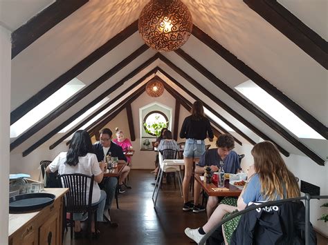 Vegan's Prague: Veganes Restaurant in Prag mit böhmischen Gerichten