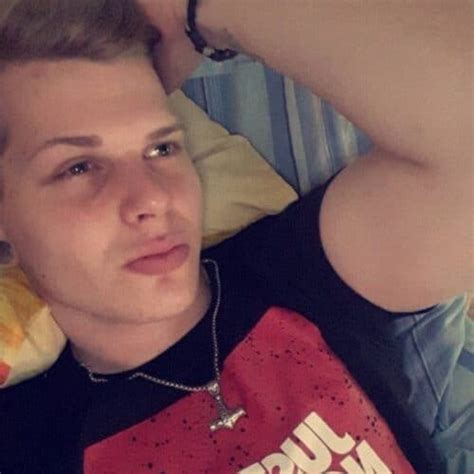 Boy für tg sex spaß mach fast alles gayanzeigen net Gay Kontakte