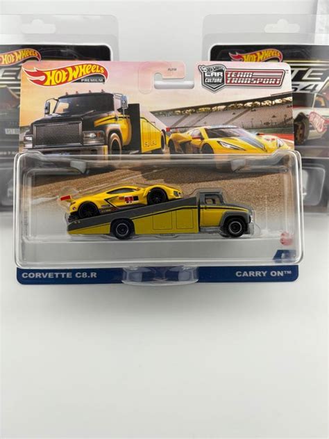 Hot Wheels Team Transport Corvette C8 R Carry On 36 Neu und originalverpackt in Flawil für
