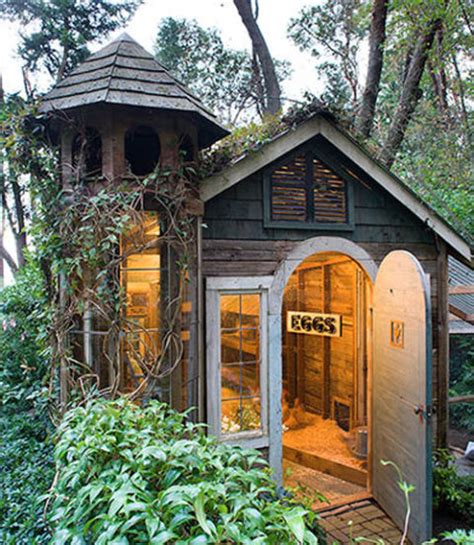 12 Unconventional But Very Stylish Chicken Coop Ideas… – Eco Snippets