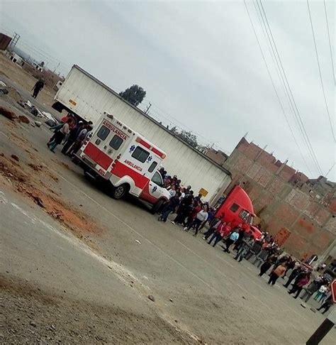 Crónica Roja Huacho VÉGUETA POBLADORES BLOQUEAN PANAMERICANA NORTE