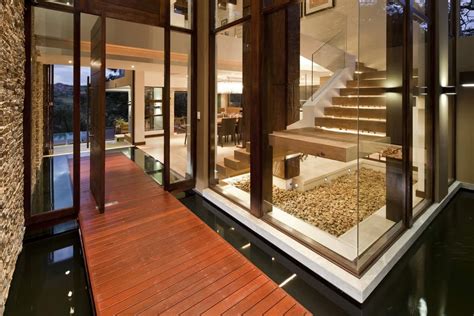 Zen Dream Home with Japanese Influences by Metropole Architects