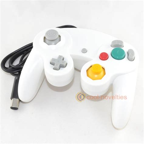 White Nintendo Gamecube Gamepad Wii Classic Controller