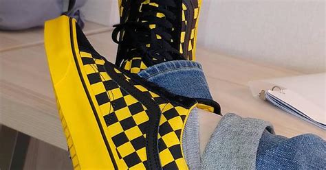 I M Really Digging Yellow Shoes Of Late Vans Old Skool Black And Yellow Chex Imgur