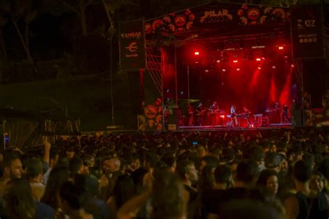 Fiestas del Pilar 2023 fotos del concierto de Iseo Dodosound Imágenes