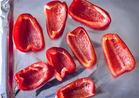 Gesneden Rode Groene Paprika S Stock Afbeelding Image Of Landbouwers