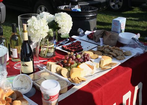 Ultimate college football fan tailgating essentials guide