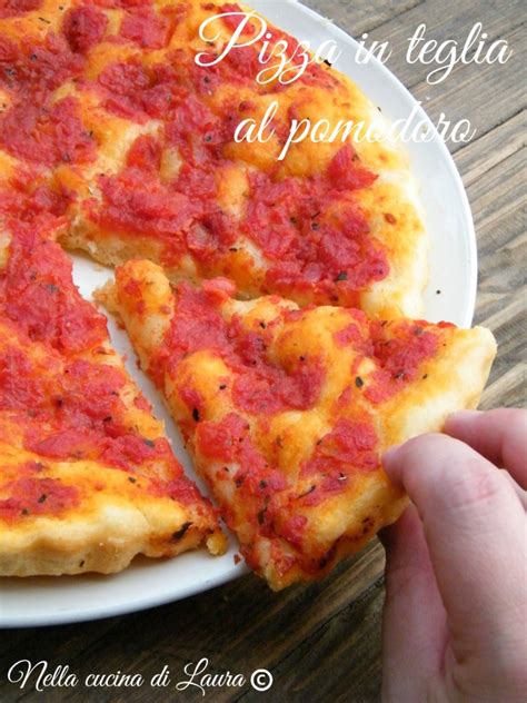 Pizza In Teglia Al Pomodoro