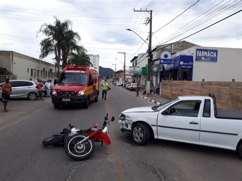 Acidente Entre Moto E Carro Deixa Uma Pessoa Ferida Em Capivari De