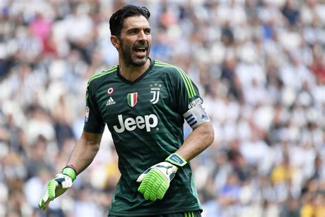 Gianluigi Buffon Volvi A La Juventus De Tur N Por Un A Oconexi N Deportiva