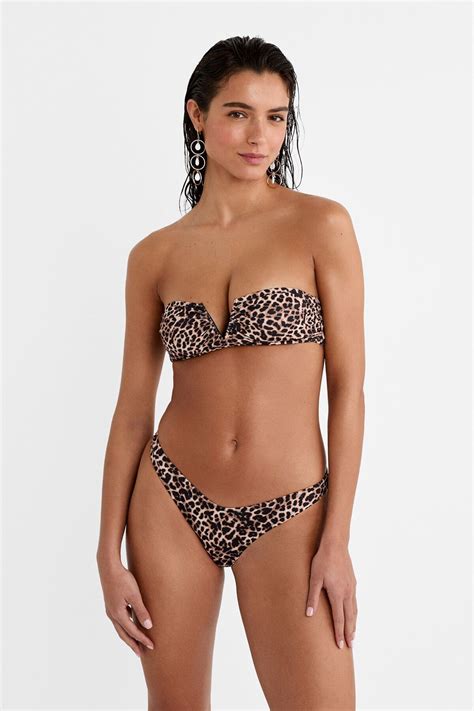 Stradivarius Leopar desenli V yaka bandeau bikini üstü Fiyatı