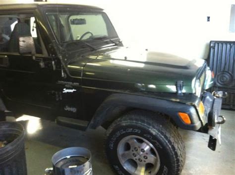 Buy Used 1997 Jeep Wrangler Sport Sport Utility 2 Door 40l In