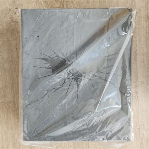 Hot Toys DX 12 The Dark Knight Batman Hobbies Toys Toys Games On Carousell