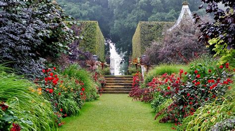 10 Of The Most Beautiful Gardens In England