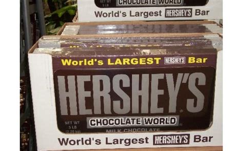 Worlds Largest Hersheys Bar 101qs