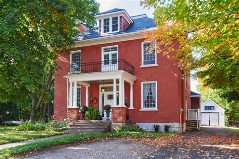 The renfrew rd house that everyone is talking about 23