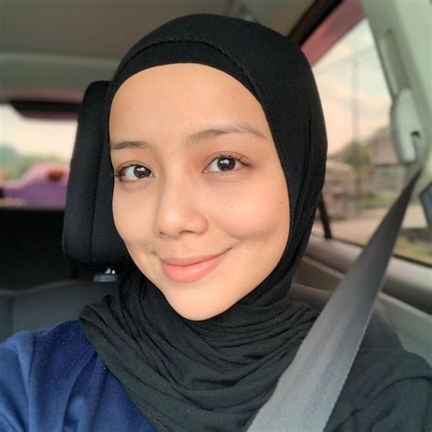 Pin By Ahmadamiramjad On Quick Saves Mira Filzah Free Hair Beautiful