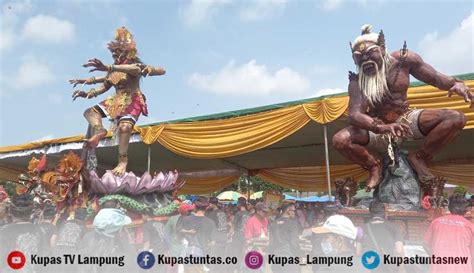 Kupas Tuntas Ribuan Masyarakat Antusias Saksikan Parade Ogoh Ogoh Di