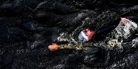 Cold water swimming tips: 7 hacks from a pro athlete