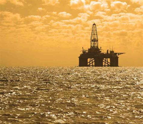 ExxonMobil Makes Discovery Of High Quality Oil Offshore Angola