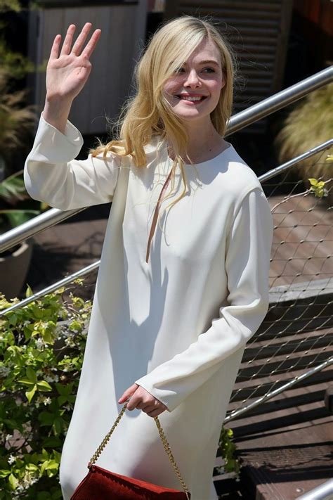 Пин от пользователя milton martinez на доске Elle Fanning Queen