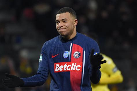 PSG 'feel betrayed' by Kylian Mbappe's decision to leave club for Real ...