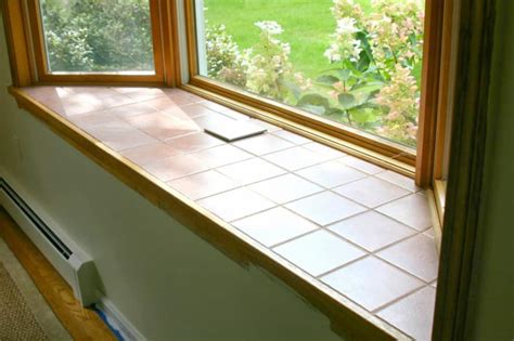 Ways To Decorate A Bay Window Ledge At Elvira Jeff Blog