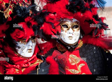 Venice Carnival costumes Stock Photo - Alamy