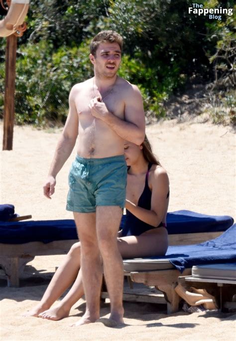 Olivia Monjard N Rocco Ritchie Are In Costa Smeralda For A Romantic