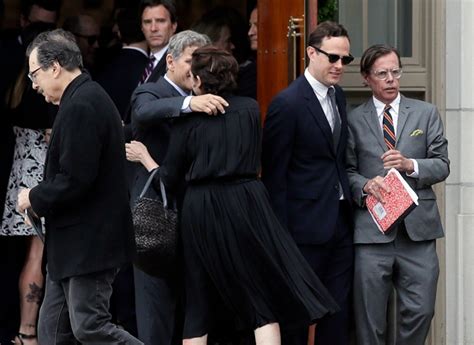 Hundreds Attend Funeral For Fashion Designer Kate Spade News