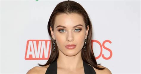 Porn Star Lana Rhoades Says She S A Prude Who S Only Had Sex