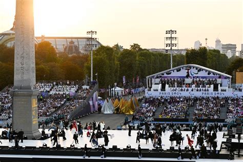 Cérémonie Douverture Des Jeux Paralympiques 2024 Photos