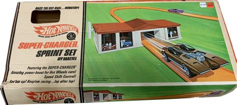Super Charger Sprint Set Hot Wheels Playset Hwredline
