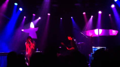 Blonde Redhead Playing 23 Terminal West On 11 20 14 YouTube