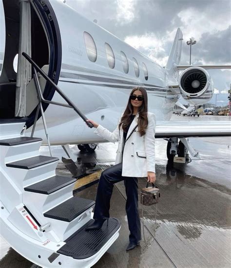 Pin By Aaliyah On Billionaire Babes Private Jet Luxury Lifestyle