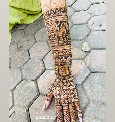 30 Gorgeous Peacock Mehndi Design To Steal Your Heart Peacock Mehndi Designs Mehndi Designs