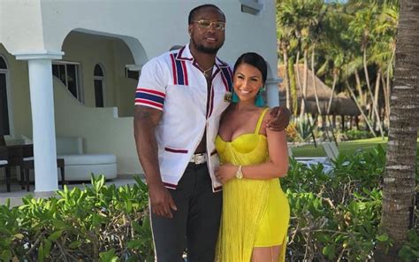Derrick Henry & His Baby Mama Adrianna Rivas: Getting Married?