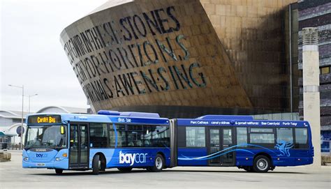 Farewell To Cardiffs Bendy Buses Cardiff Bus